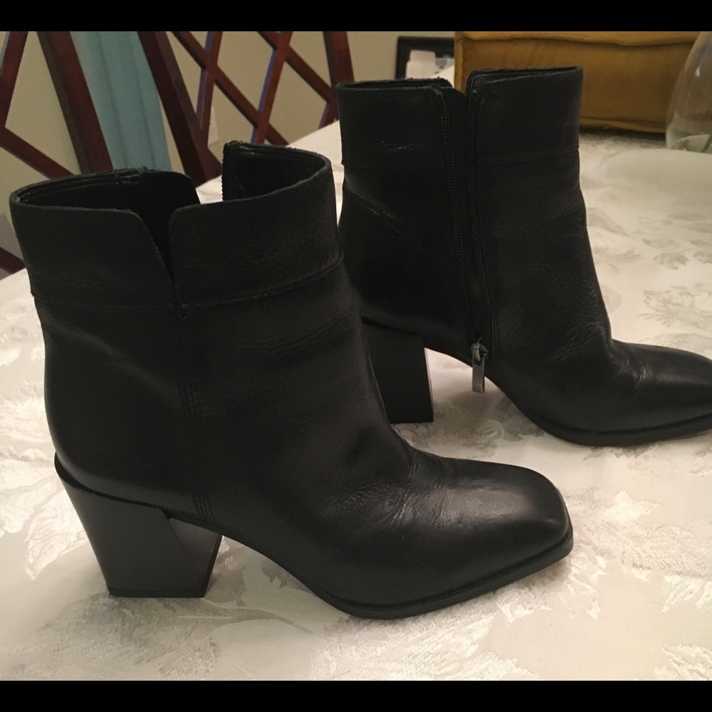 Black Franco Sarto booties size 7